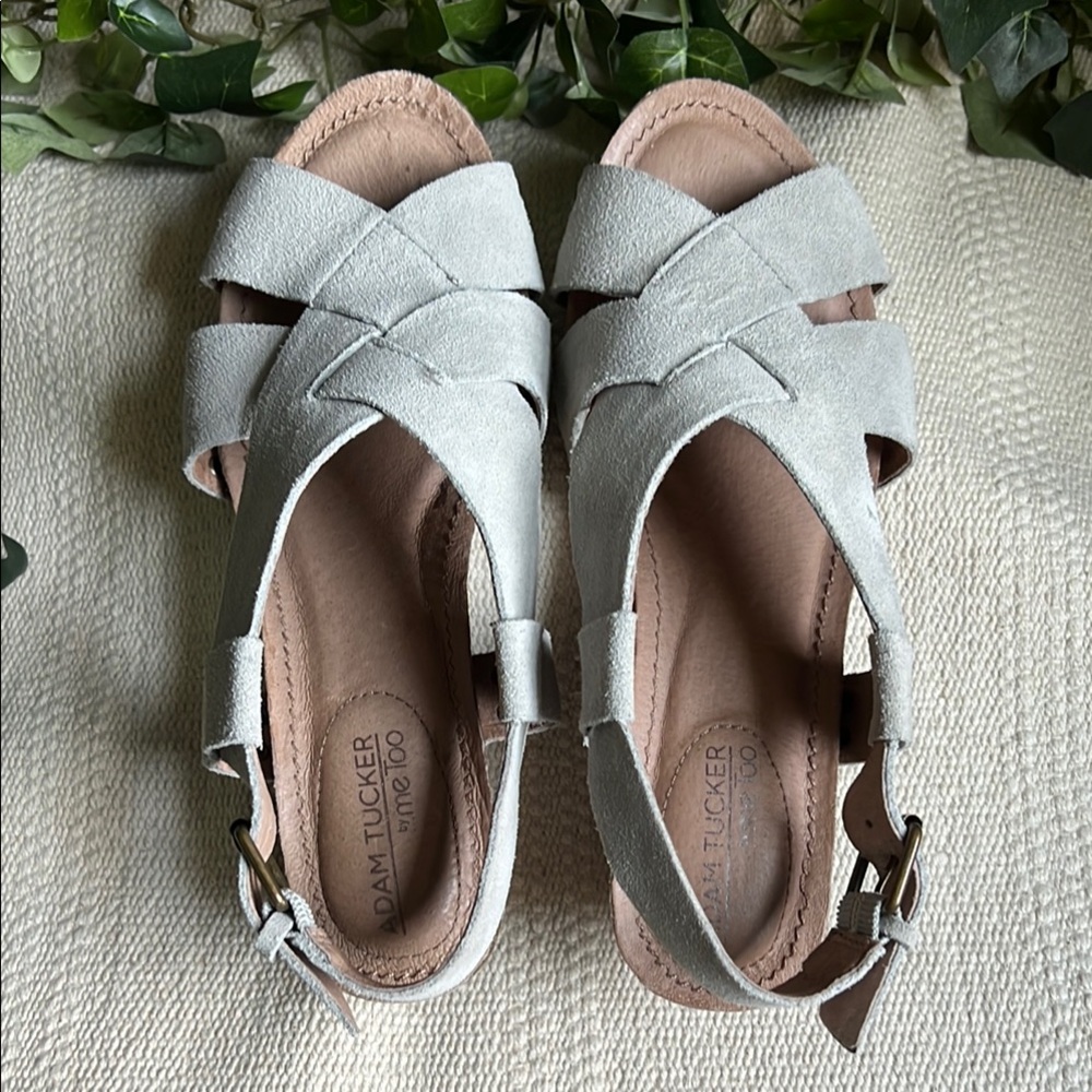 🌷Gray suede leather wedge sandals